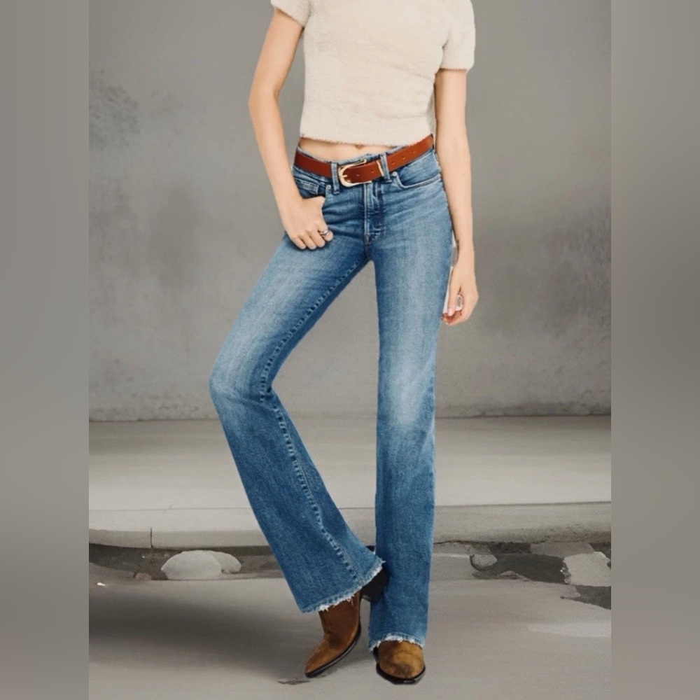 GOOD AMERICAN JEANS 6/28 30x32” Good Ease Indigo Mid Rise Split Hem Wide Leg 90s